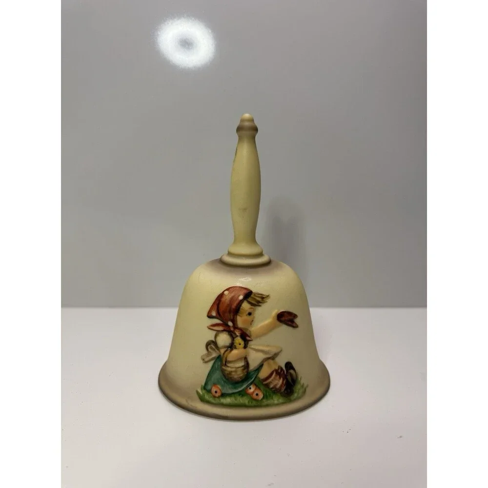 1979 M.I. Hummel Annual Bell 2nd Edition Goebel W. Germany – Girl with Duck
